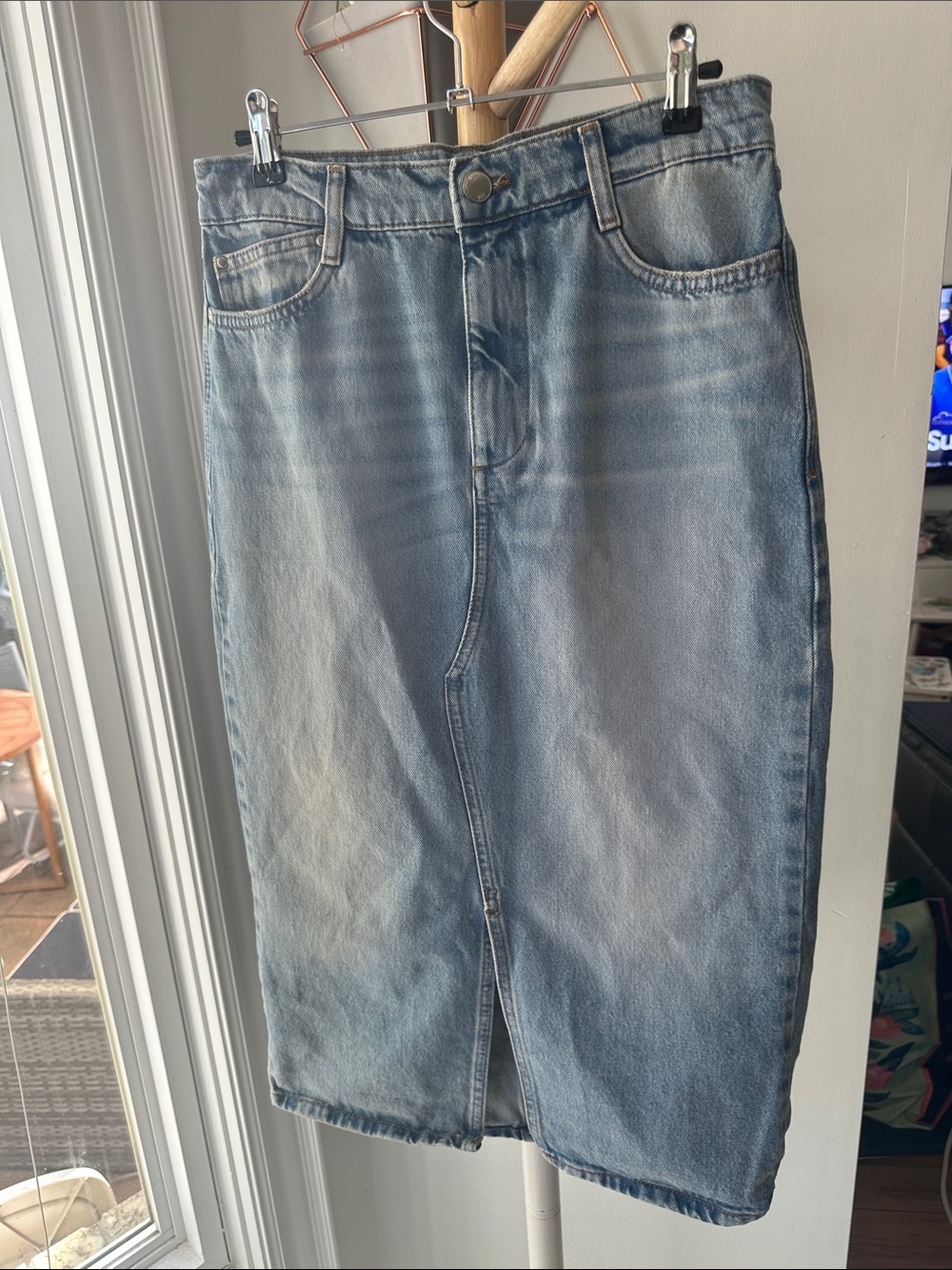 ZARA Light Wash Blue Denim Midi Jean Skirt - Front Slit Classic Y2K Size 8